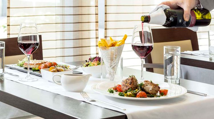 NH Danube City Restaurant