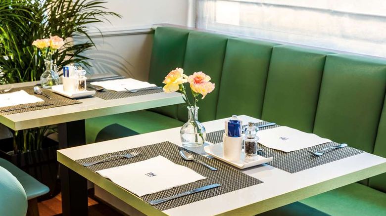 <b>NH Brussels Stephanie Restaurant</b>. Images powered by <a href="https://iceportal.shijigroup.com/" title="IcePortal" target="_blank">IcePortal</a>.