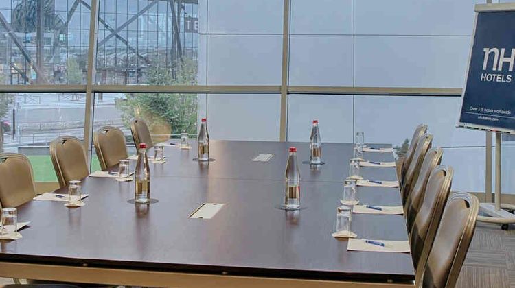 NH Lyon Airport Meeting
