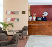 NH Munchen Ost Conference Center Lobby