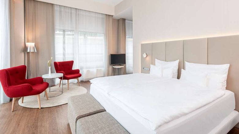 <b>NH Collection Berlin Mitte Friedrichstra Room</b>. Images powered by <a href="https://iceportal.shijigroup.com/" title="IcePortal" target="_blank">IcePortal</a>.