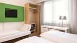 NH Berlin Potsdamer Platz Room