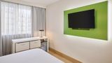 NH Berlin Potsdamer Platz Room