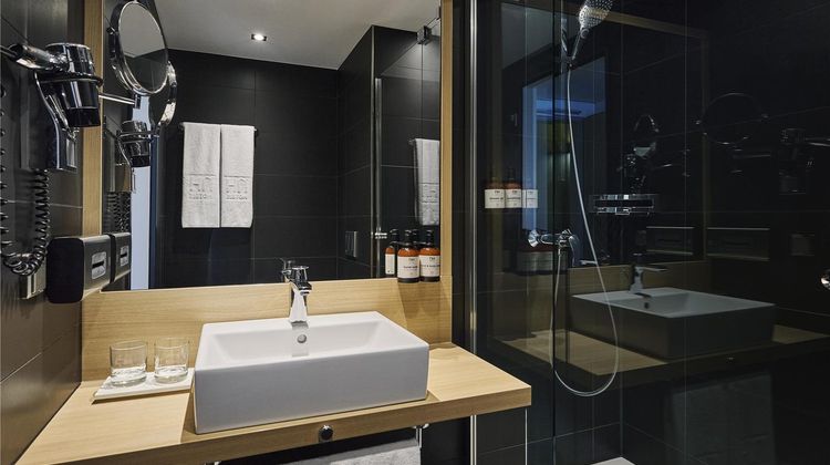 NH Berlin Potsdamer Platz Room