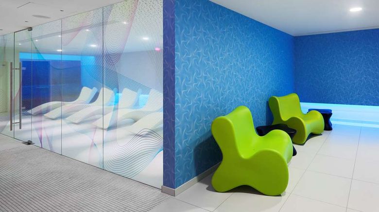 <b>nhow Berlin Spa</b>. Images powered by <a href="https://iceportal.shijigroup.com/" title="IcePortal" target="_blank">IcePortal</a>.