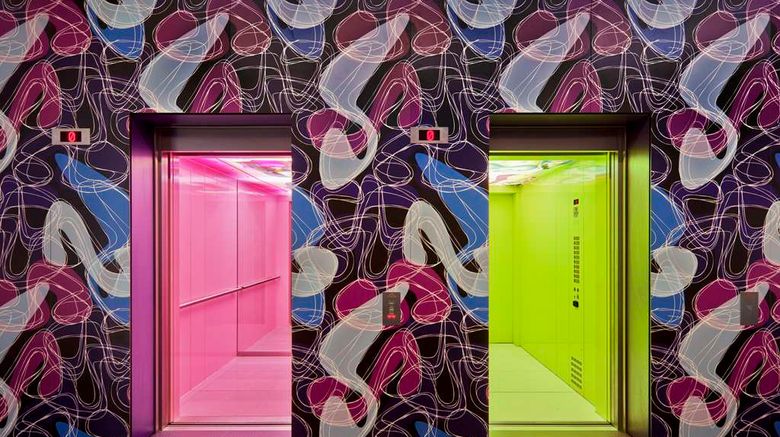 <b>nhow Berlin Lobby</b>. Images powered by <a href="https://iceportal.shijigroup.com/" title="IcePortal" target="_blank">IcePortal</a>.