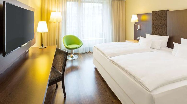 <b>NH Collection Dresden Altmarkt Room</b>. Images powered by <a href="https://iceportal.shijigroup.com/" title="IcePortal" target="_blank">IcePortal</a>.
