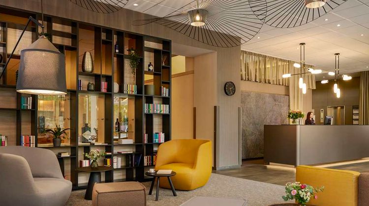 NH Erlangen Lobby