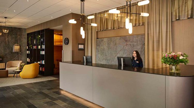 NH Erlangen Lobby