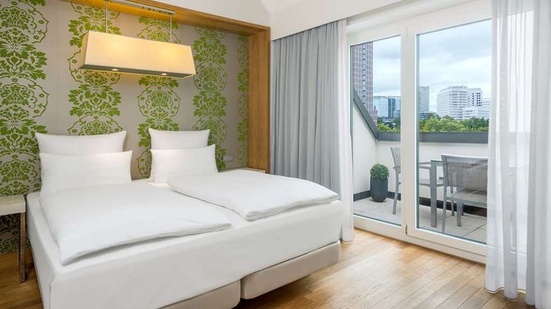 <b>NH Frankfurt Messe Room</b>. Images powered by <a href="https://iceportal.shijigroup.com/" title="IcePortal" target="_blank">IcePortal</a>.