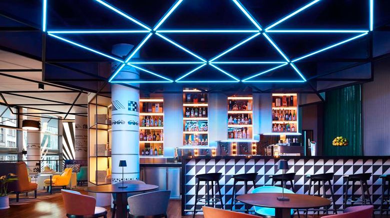<b>Avani Frankfurt City Restaurant</b>. Images powered by <a href="https://iceportal.shijigroup.com/" title="IcePortal" target="_blank">IcePortal</a>.