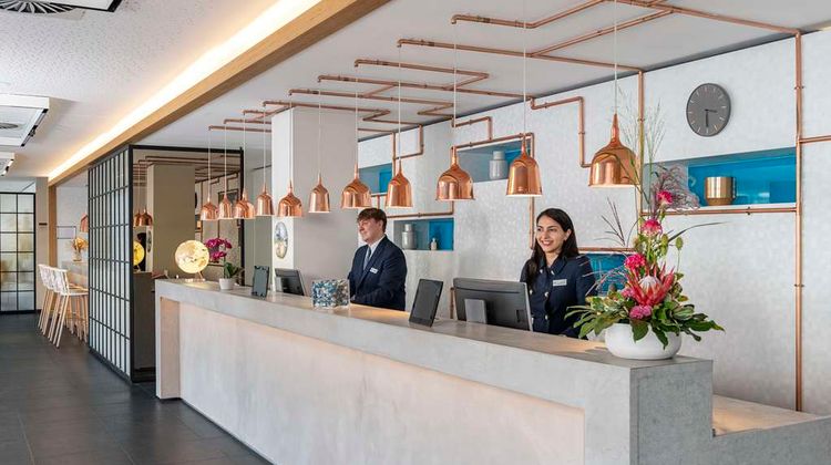 NH Hamburg Mitte Lobby