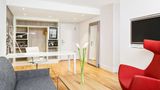NH Collection Hamburg City Suite