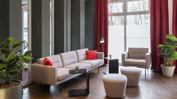 NH Collection Hamburg City Lobby