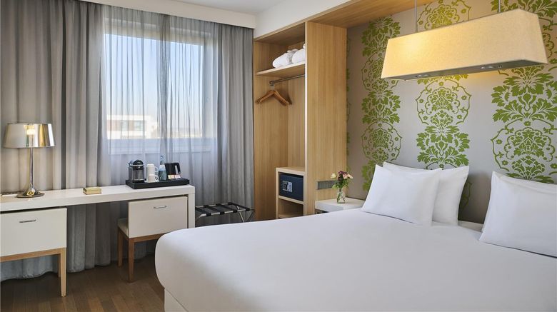 <b>NH Ludwigsburg Room</b>. Images powered by <a href="https://iceportal.shijigroup.com/" title="IcePortal" target="_blank">IcePortal</a>.