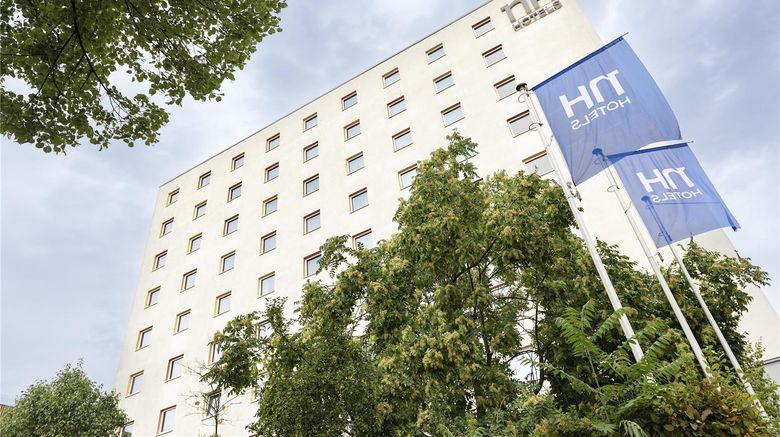 <b>NH Ludwigsburg Exterior</b>. Images powered by <a href="https://iceportal.shijigroup.com/" title="IcePortal" target="_blank">IcePortal</a>.
