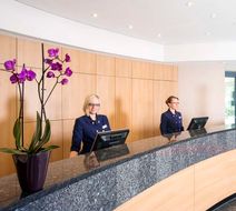 NH Munchen Messe Lobby