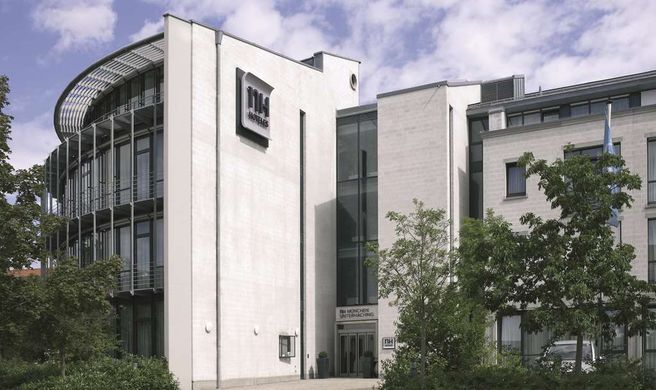 NH Muenchen Unterhaching Exterior