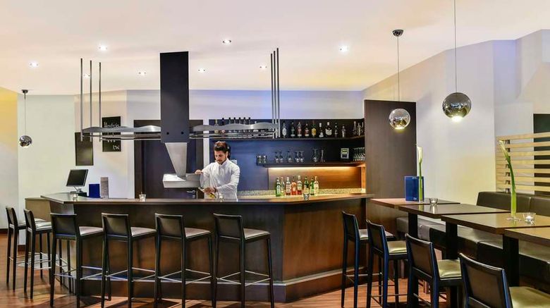 <b>NH Mannheim Viernheim Restaurant</b>. Images powered by <a href="https://iceportal.shijigroup.com/" title="IcePortal" target="_blank">IcePortal</a>.