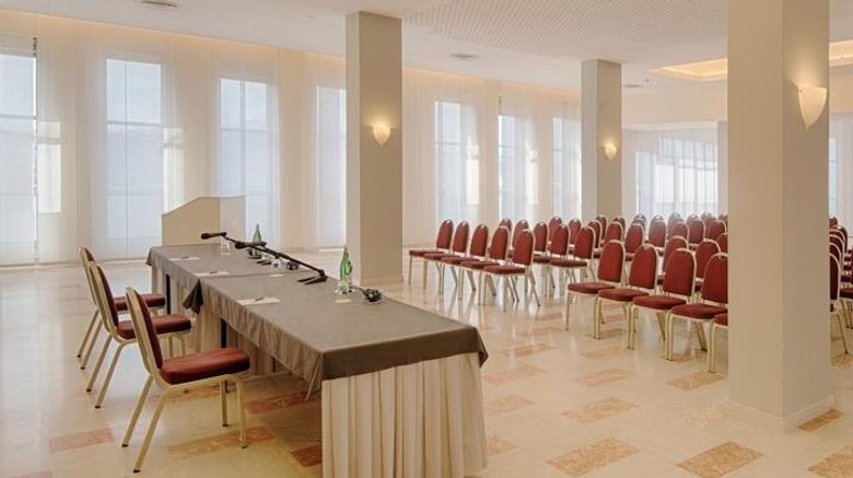 <b>NH Ancona Other</b>. Images powered by <a href="https://iceportal.shijigroup.com/" title="IcePortal" target="_blank">IcePortal</a>.