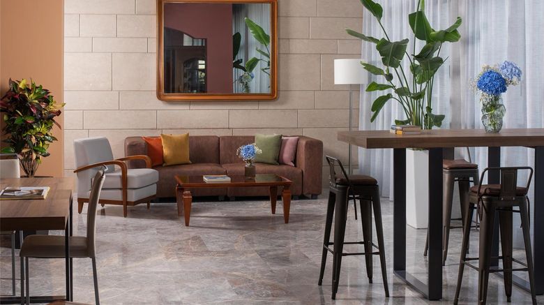 <b>NH Ancona Lobby</b>. Images powered by <a href="https://iceportal.shijigroup.com/" title="IcePortal" target="_blank">IcePortal</a>.