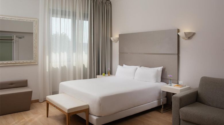 <b>NH Ancona Room</b>. Images powered by <a href="https://iceportal.shijigroup.com/" title="IcePortal" target="_blank">IcePortal</a>.