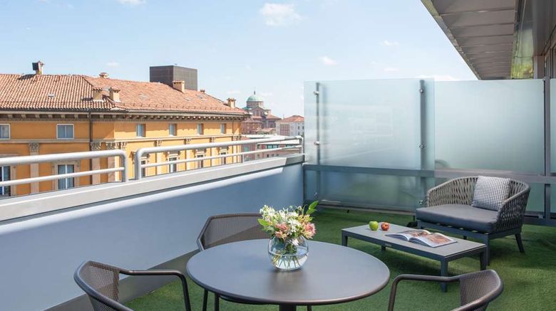 <b>NH Bologna De La Gare Suite</b>. Images powered by <a href="https://iceportal.shijigroup.com/" title="IcePortal" target="_blank">IcePortal</a>.