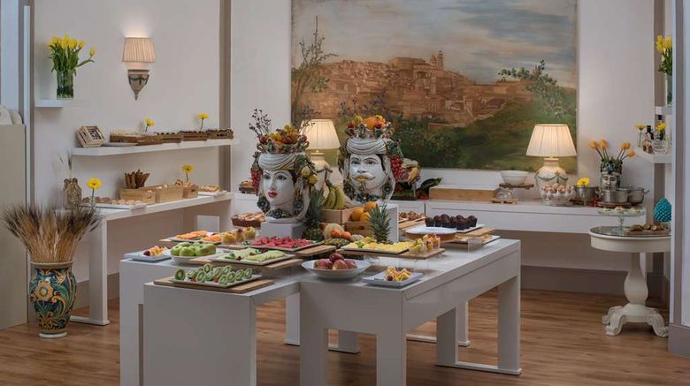 <b>NH Caltagirone Villa San Mauro Restaurant</b>. Images powered by <a href="https://iceportal.shijigroup.com/" title="IcePortal" target="_blank">IcePortal</a>.