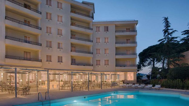 <b>NH Caltagirone Villa San Mauro Pool</b>. Images powered by <a href="https://iceportal.shijigroup.com/" title="IcePortal" target="_blank">IcePortal</a>.