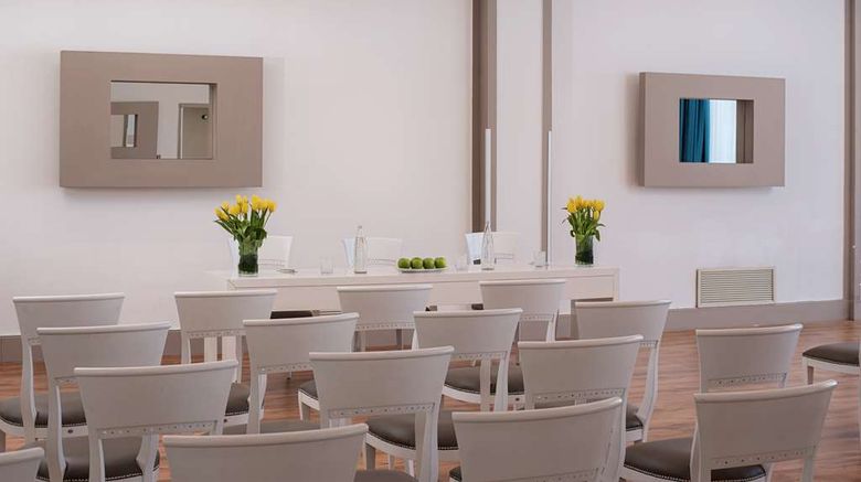 <b>NH Caltagirone Villa San Mauro Meeting</b>. Images powered by <a href="https://iceportal.shijigroup.com/" title="IcePortal" target="_blank">IcePortal</a>.