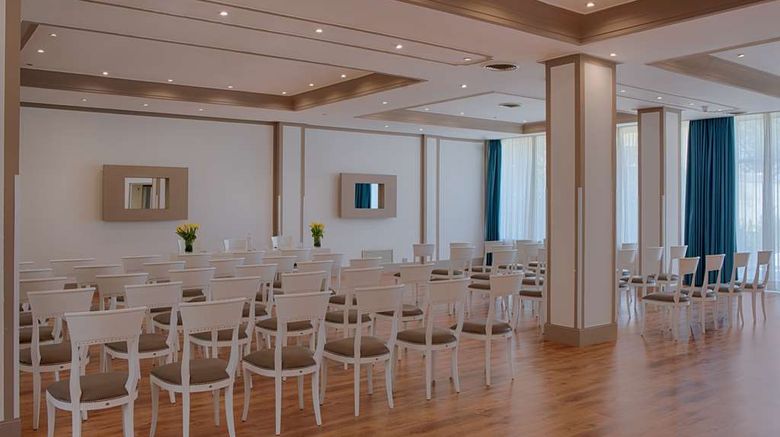 <b>NH Caltagirone Villa San Mauro Meeting</b>. Images powered by <a href="https://iceportal.shijigroup.com/" title="IcePortal" target="_blank">IcePortal</a>.