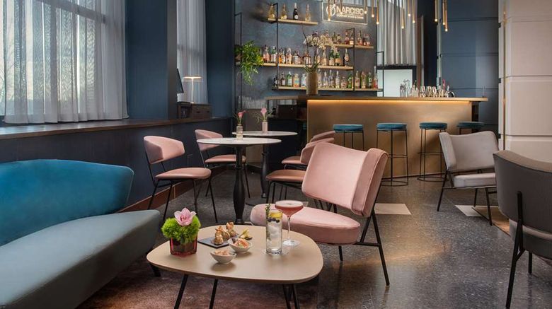 <b>NH Firenze Restaurant</b>. Images powered by <a href="https://iceportal.shijigroup.com/" title="IcePortal" target="_blank">IcePortal</a>.
