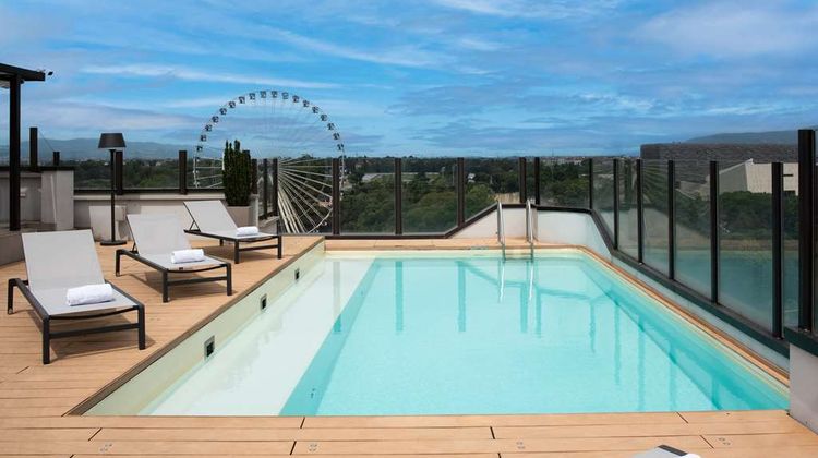NH Firenze Pool