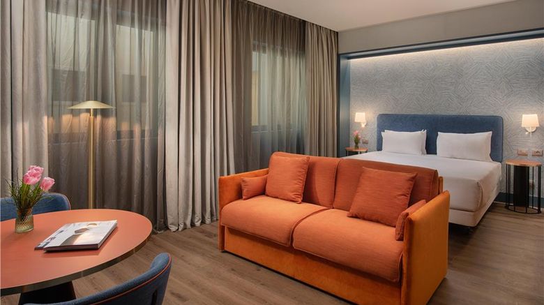 <b>NH Firenze Room</b>. Images powered by <a href="https://iceportal.shijigroup.com/" title="IcePortal" target="_blank">IcePortal</a>.