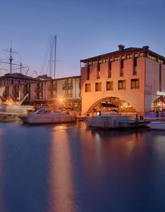 NH Collection Genova Marina