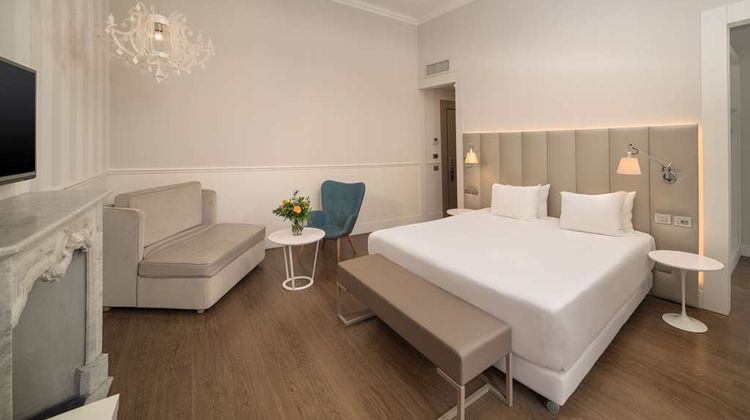 NH Genova Centro Room