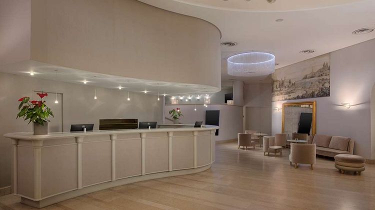 NH Genova Centro Lobby