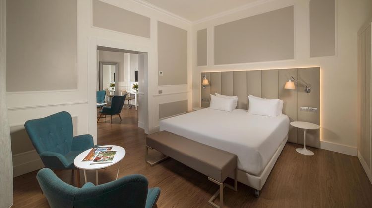 NH Genova Centro Suite