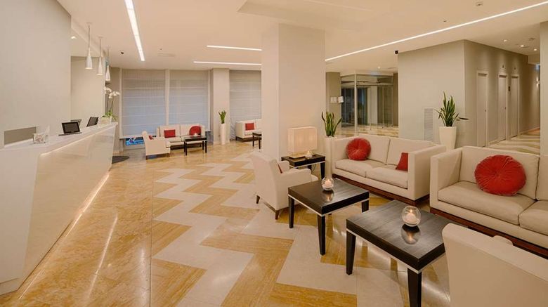 <b>NH La Spezia Lobby</b>. Images powered by <a href="https://iceportal.shijigroup.com/" title="IcePortal" target="_blank">IcePortal</a>.