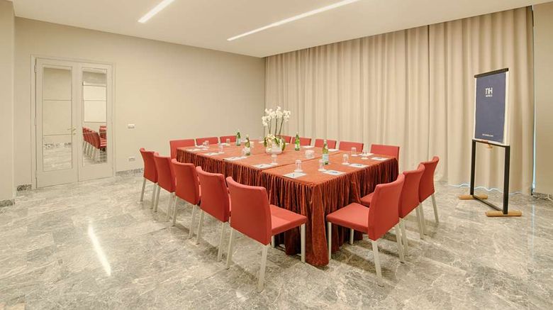 <b>NH La Spezia Meeting</b>. Images powered by <a href="https://iceportal.shijigroup.com/" title="IcePortal" target="_blank">IcePortal</a>.