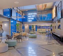 NH Napoli Panorama Lobby