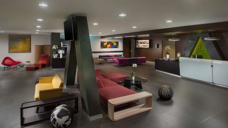 <b>NH Orio al Serio Lobby</b>. Images powered by <a href="https://iceportal.shijigroup.com/" title="IcePortal" target="_blank">IcePortal</a>.