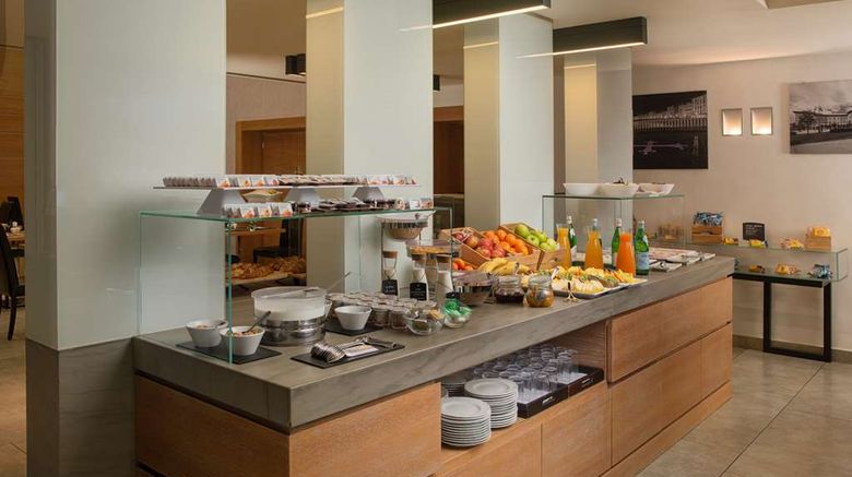 <b>NH Pisa Restaurant</b>. Images powered by <a href="https://iceportal.shijigroup.com/" title="IcePortal" target="_blank">IcePortal</a>.