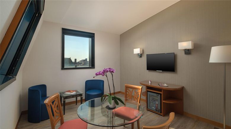 <b>NH Ravenna Suite</b>. Images powered by <a href="https://iceportal.shijigroup.com/" title="IcePortal" target="_blank">IcePortal</a>.