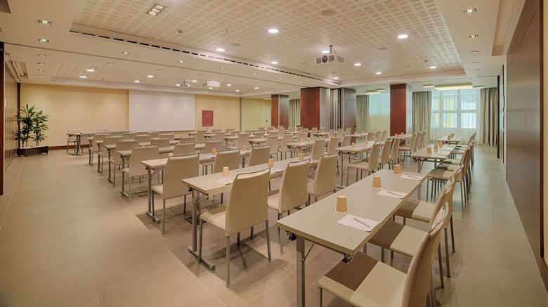 <b>NH Collection Roma Centro Meeting</b>. Images powered by <a href="https://iceportal.shijigroup.com/" title="IcePortal" target="_blank">IcePortal</a>.
