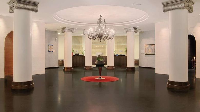 <b>NH Siena Lobby</b>. Images powered by <a href="https://iceportal.shijigroup.com/" title="IcePortal" target="_blank">IcePortal</a>.