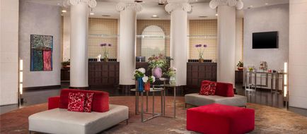 NH Siena Lobby