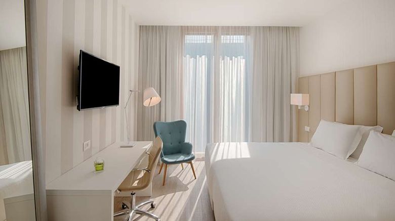 <b>NH Trento Room</b>. Images powered by <a href="https://iceportal.shijigroup.com/" title="IcePortal" target="_blank">IcePortal</a>.