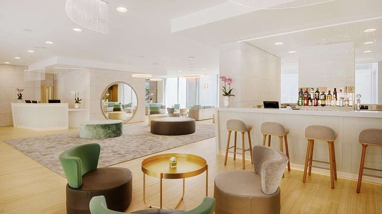 NH Trento Lobby