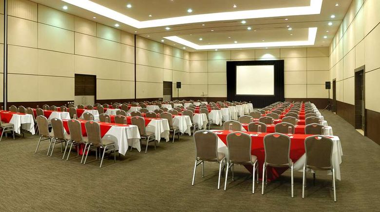 <b>NH Collection Mexico City Airport T2 Meeting</b>. Images powered by <a href="https://iceportal.shijigroup.com/" title="IcePortal" target="_blank">IcePortal</a>.